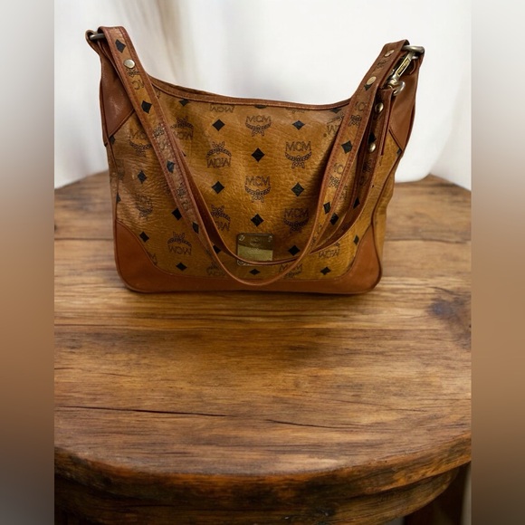MCM vintage cognac hobo crossbody - Picture 9 of 14